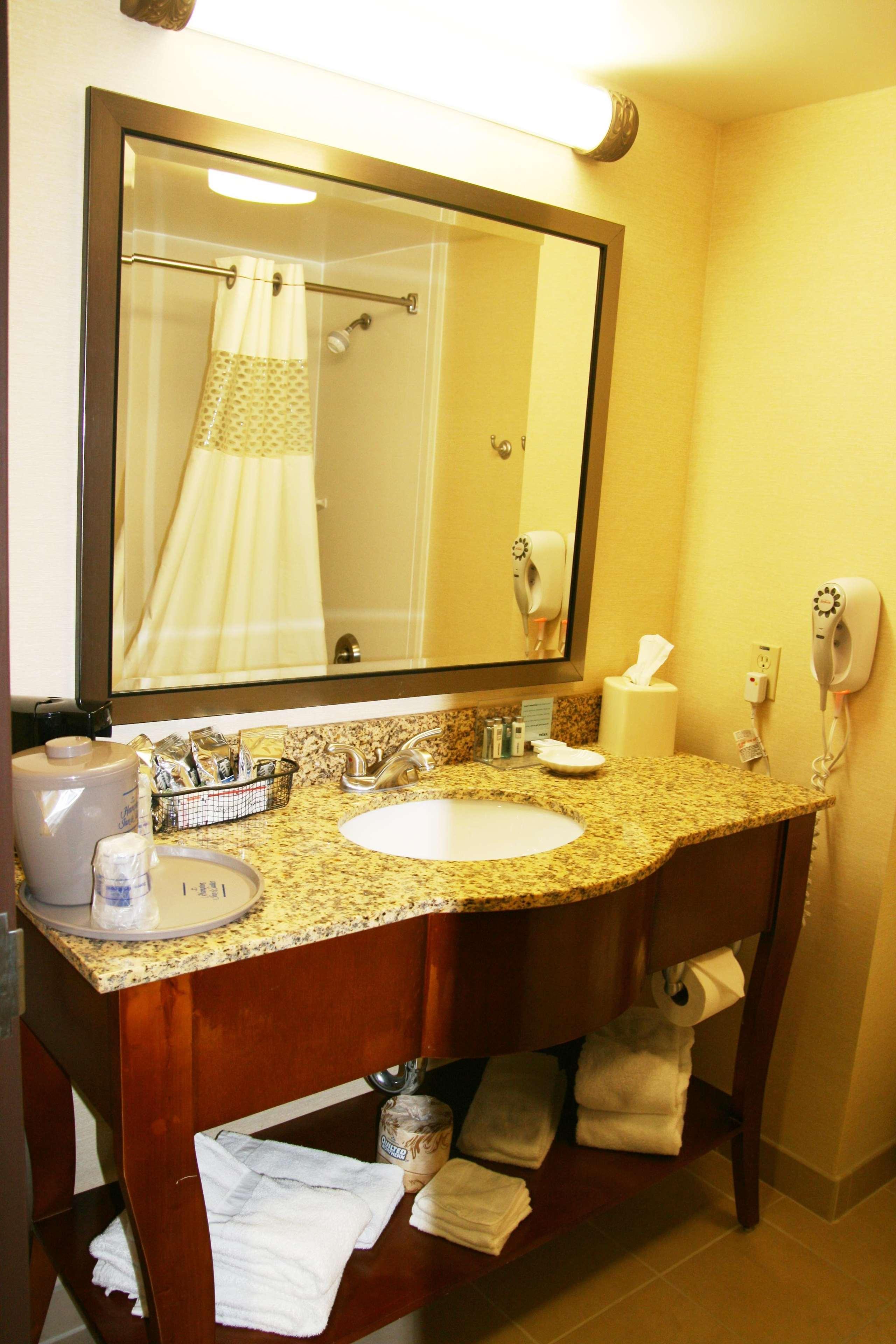 Hampton Inn & Suites Lancaster Quarto foto