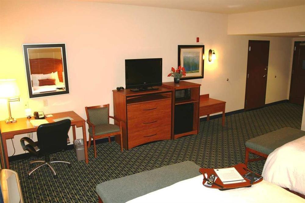 Hampton Inn & Suites Lancaster Quarto foto