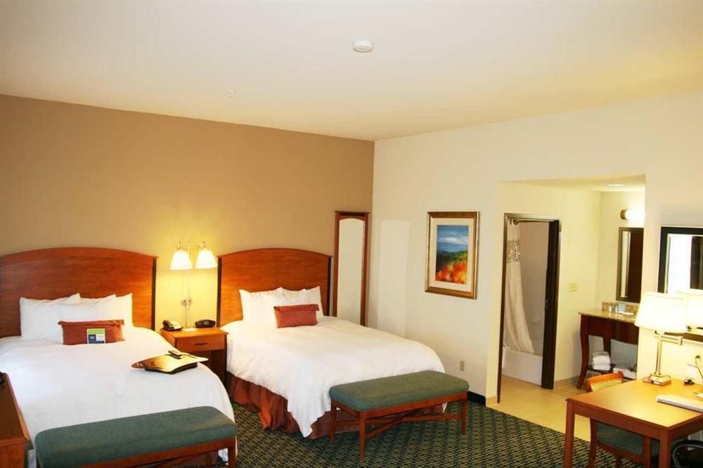 Hampton Inn & Suites Lancaster Quarto foto